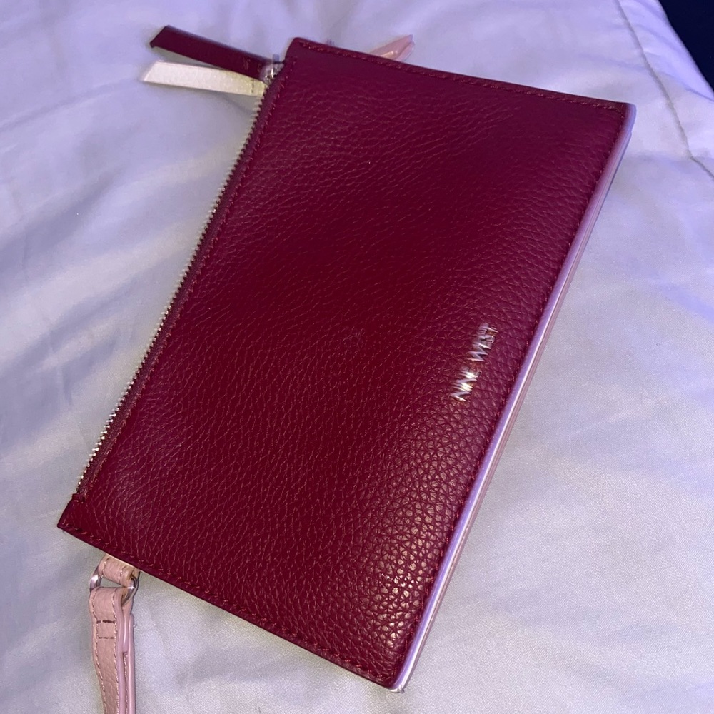 Handbag - Picture 3 of 6